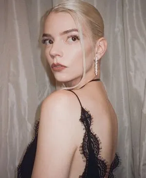 Anya Taylor-Joy OnlyFans Leaked Free Thumbnail Picture - #AIqEw5FI3i