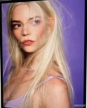 Anya Taylor-Joy OnlyFans Leaked Free Thumbnail Picture - #AJESW6slV2