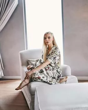 Anya Taylor-Joy OnlyFans Leaked Free Thumbnail Picture - #G0pCGTLGvP