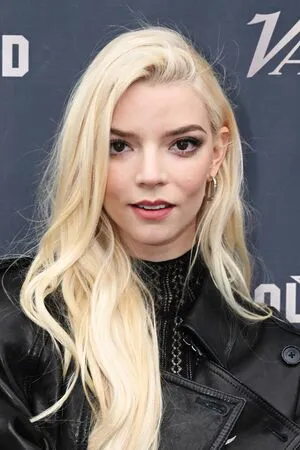 Anya Taylor-Joy OnlyFans Leaked Free Thumbnail Picture - #GdXDuxaSU2