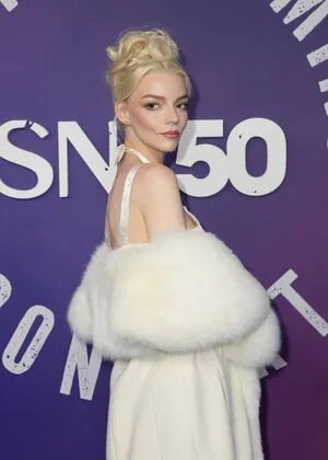 Anya Taylor-Joy OnlyFans Leaked Free Thumbnail Picture - #GlrdqsAtqd