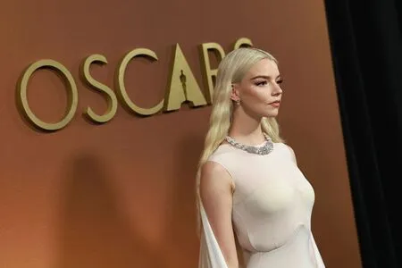 Anya Taylor-Joy OnlyFans Leaked Free Thumbnail Picture - #IawAET5WnX