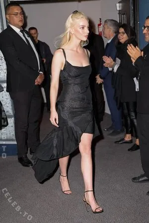 Anya Taylor-Joy OnlyFans Leaked Free Thumbnail Picture - #MrylhnEaxe