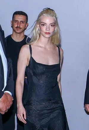 Anya Taylor-Joy OnlyFans Leaked Free Thumbnail Picture - #OattXYebUN