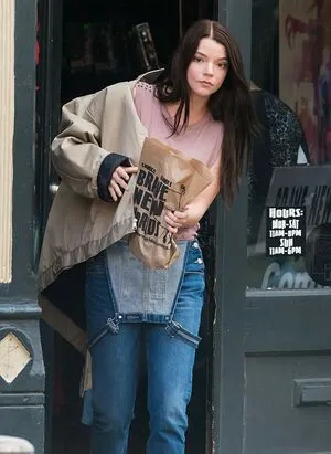 Anya Taylor-Joy OnlyFans Leaked Free Thumbnail Picture - #TWuJVsl5VM