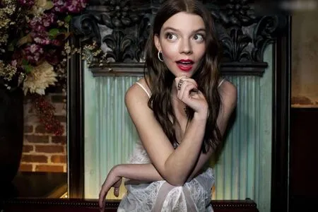 Anya Taylor-Joy OnlyFans Leaked Free Thumbnail Picture - #TrboRwAglV