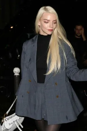 Anya Taylor-Joy OnlyFans Leaked Free Thumbnail Picture - #V2KkWcenVY