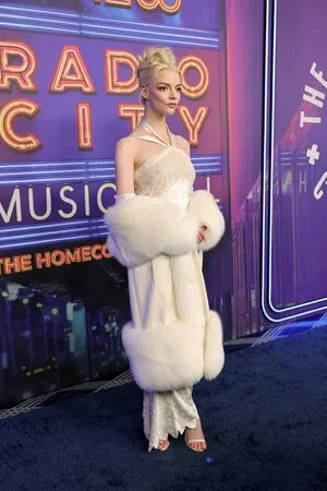 Anya Taylor-Joy OnlyFans Leaked Free Thumbnail Picture - #VxiRnpYMYU