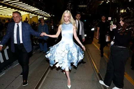Anya Taylor-Joy OnlyFans Leaked Free Thumbnail Picture - #W8m8Ks3bF4