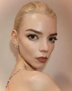 Anya Taylor-Joy OnlyFans Leaked Free Thumbnail Picture - #WkcMMG8OoS