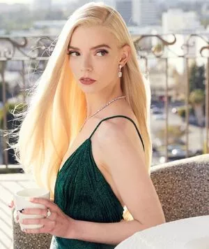 Anya Taylor-Joy OnlyFans Leaked Free Thumbnail Picture - #XXNOHOJKEh