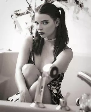 Anya Taylor-Joy OnlyFans Leaked Free Thumbnail Picture - #XlNeUTsQis