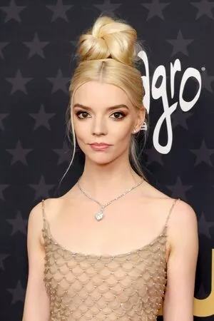 Anya Taylor-Joy OnlyFans Leaked Free Thumbnail Picture - #Y2l9V0wRfQ