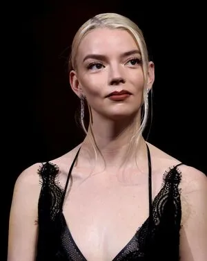 Anya Taylor-Joy OnlyFans Leaked Free Thumbnail Picture - #b1jul5lyO8