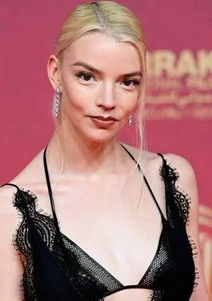 Anya Taylor-Joy OnlyFans Leaked Free Thumbnail Picture - #f3vqObgGe9