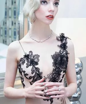Anya Taylor-Joy OnlyFans Leaked Free Thumbnail Picture - #fbQWKIk4UF