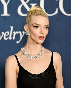 Anya Taylor-Joy OnlyFans Leaked Free Thumbnail Picture - #gU8B9CVoeh