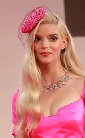 Anya Taylor-Joy OnlyFans Leaked Free Thumbnail Picture - #iMTABYyXKY