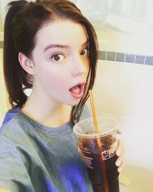Anya Taylor-Joy OnlyFans Leaked Free Thumbnail Picture - #jdNAESoQLd