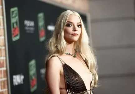 Anya Taylor-Joy OnlyFans Leaked Free Thumbnail Picture - #m8lvRSSzBb