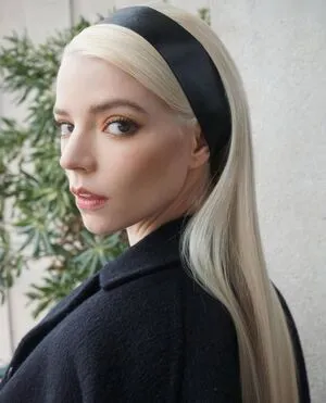 Anya Taylor-Joy OnlyFans Leaked Free Thumbnail Picture - #r57pxukaE1