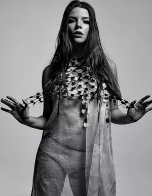 Anya Taylor-Joy OnlyFans Leaked Free Thumbnail Picture - #sep2x4Xfa2