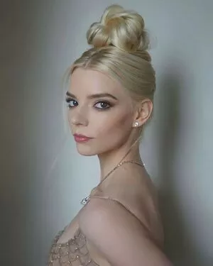 Anya Taylor-Joy OnlyFans Leaked Free Thumbnail Picture - #xcH4QSmJ4j
