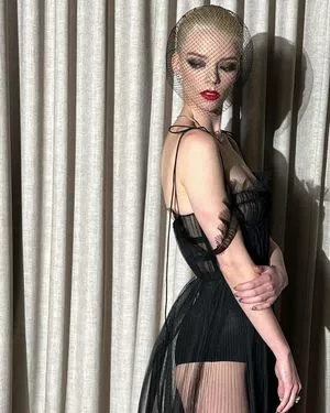 Anya Taylor-Joy OnlyFans Leaked Free Thumbnail Picture - #xdOaRQjA6Q