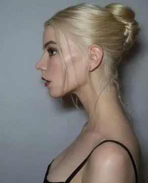 Anya Taylor-Joy OnlyFans Leaked Free Thumbnail Picture - #xfdRIumzlw