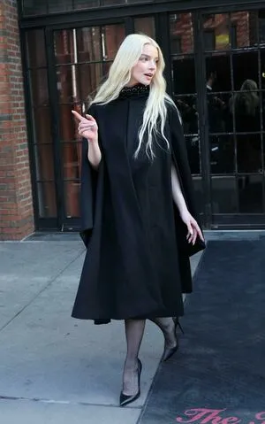 Anya Taylor-Joy OnlyFans Leaked Free Thumbnail Picture - #z0m1B8U7jq