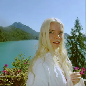 Anyataylorjoy OnlyFans Leaked Free Thumbnail Picture - #TU2z6pNEfo