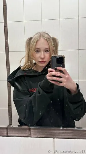 Anyuta18 OnlyFans Leaked Free Thumbnail Picture - #N4SXF1Somz