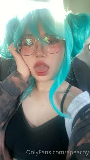 Apeachy OnlyFans Leaked Free Thumbnail Picture - #Cvt3THMeL3