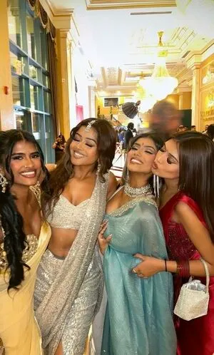 Apeenaiyah OnlyFans Leaked Free Thumbnail Picture - #LT95NGnBsd