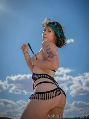 Aphiademieuxpublic OnlyFans Leaked Free Thumbnail Picture - #u5FChYBe5i