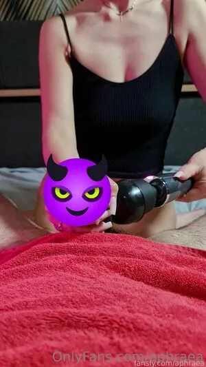 Aphraea OnlyFans Leaked Free Thumbnail Picture - #XKt92WSePQ