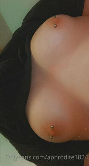 Aphrodite2024 OnlyFans Leaked Free Thumbnail Picture - #HnMe9IUokg