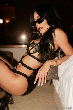 Apo Ts OnlyFans Leaked Free Thumbnail Picture - #om1ZTIJgd5