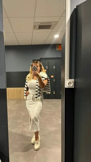 Apoline Perret OnlyFans Leaked Free Thumbnail Picture - #H4is5SkdRI