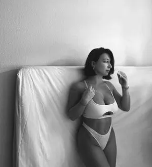 Apoline Perret OnlyFans Leaked Free Thumbnail Picture - #U5OC0zNK9s