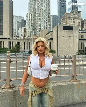 Apollonia Llewellyn OnlyFans Leaked Free Thumbnail Picture - #LNbhWHOq0l