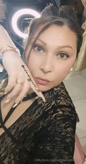 Apoloniathomson OnlyFans Leaked Free Thumbnail Picture - #kSEKQjtdtH