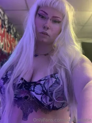 Apothekatie OnlyFans Leaked Free Thumbnail Picture - #2QSVijno9O