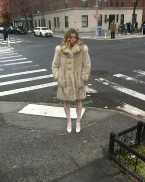 Apple Martin OnlyFans Leaked Free Thumbnail Picture - #1pgN1V0tN4