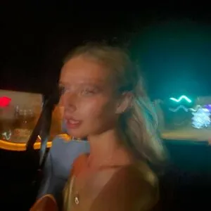 Apple Martin OnlyFans Leaked Free Thumbnail Picture - #3umffuCqr2