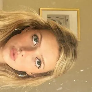 Apple Martin OnlyFans Leaked Free Thumbnail Picture - #3wVatfOYc6