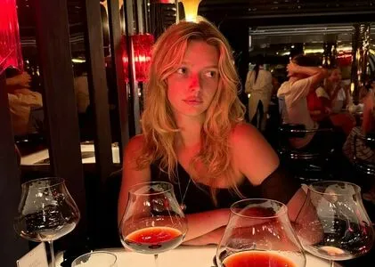 Apple Martin OnlyFans Leaked Free Thumbnail Picture - #4PQaZveEmI