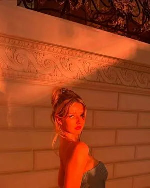 Apple Martin OnlyFans Leaked Free Thumbnail Picture - #V4kRJxxR3M