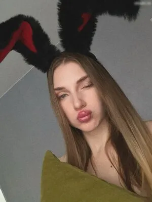 Aprikosin OnlyFans Leaked Free Thumbnail Picture - #3oW18JW0JC