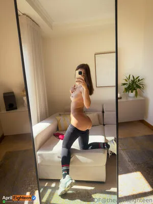 April Eighteen OnlyFans Leaked Free Thumbnail Picture - #7c8xoeA5nB